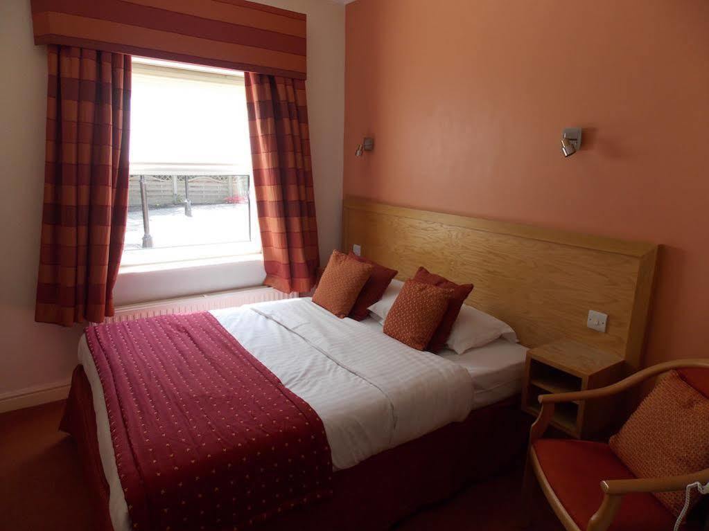 Woodlands Hotel Spalding Bagian luar foto